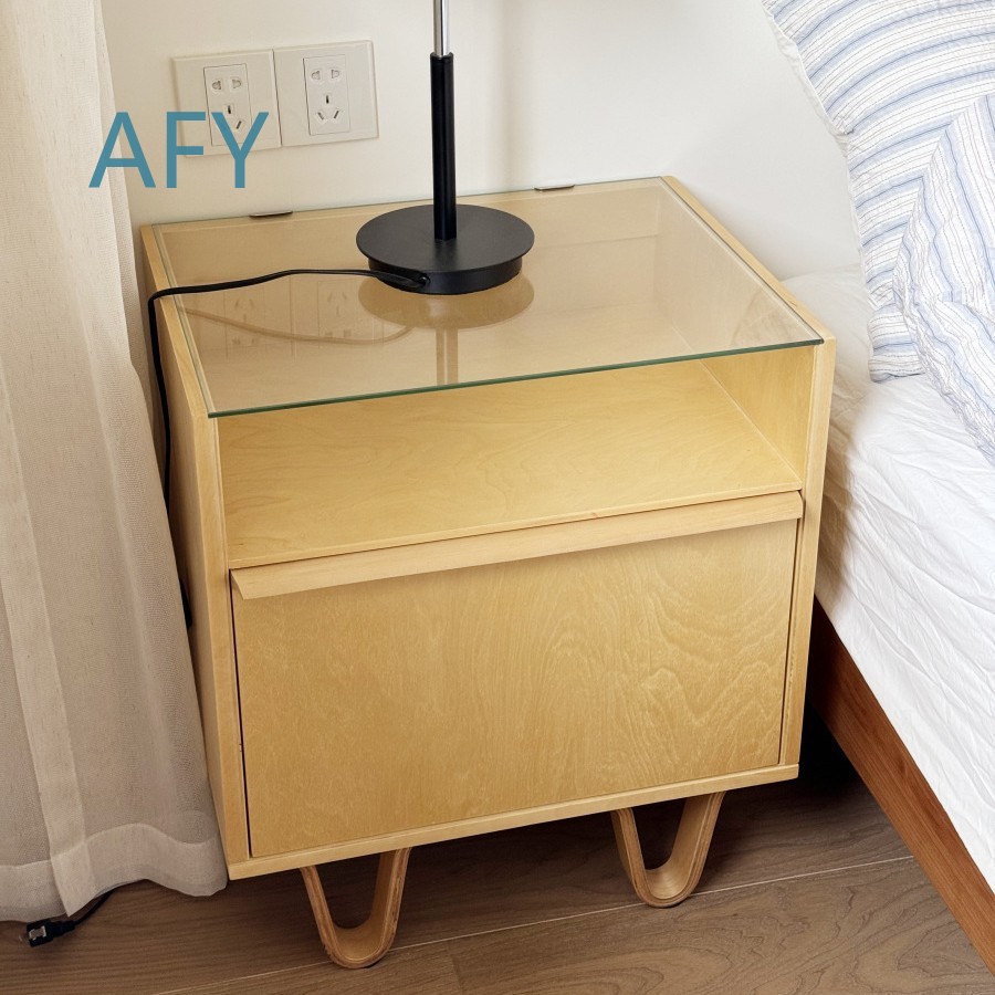 طاولة سرير خشبية صلبة بتصميم ق - مراجعة Muji Home Storage وسعره