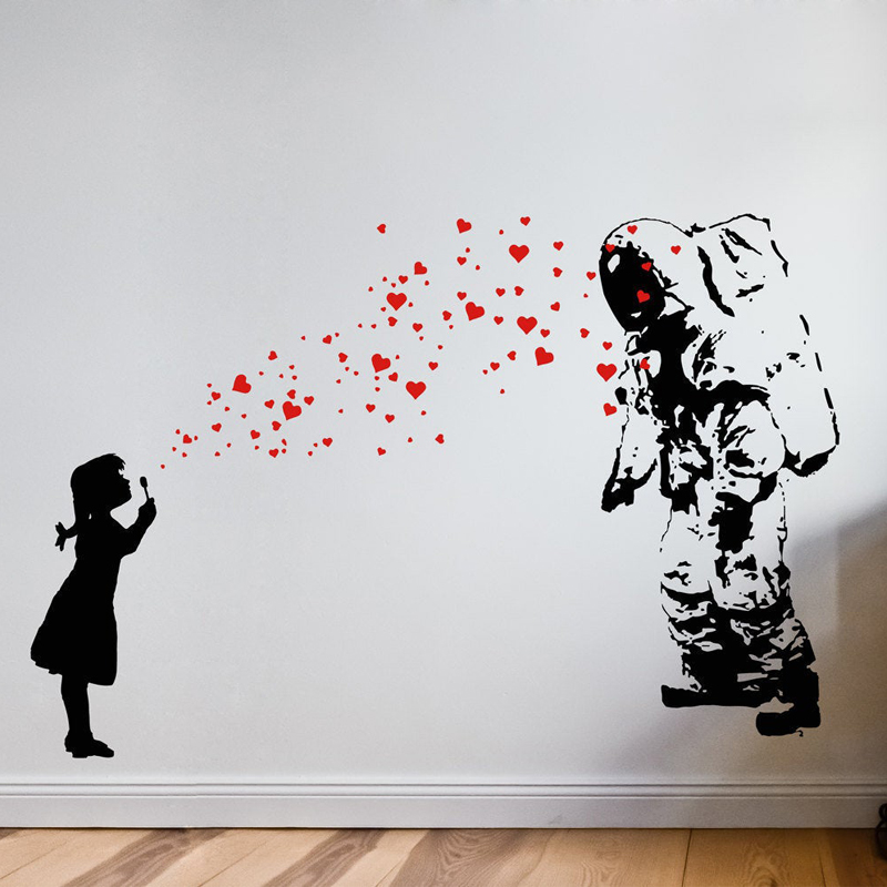 Wall Decal ASTRONAUT & HEART B - مراجعة Interior Design Studio وسعره